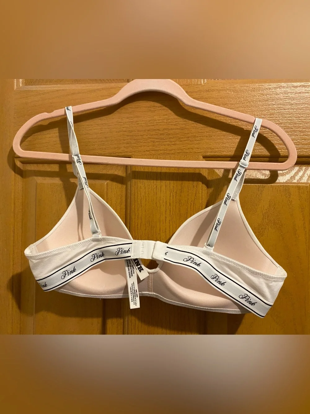 PINK Victoria's Secret Smooth White T-Shirt Bra with Branded Straps - Picture 2 of 2